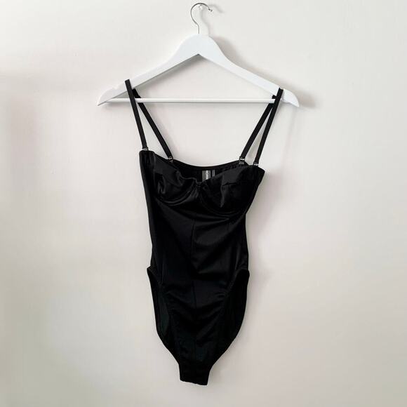 Norma Kamali Onepiece Swim/Bodysuit XS NWT - Picture 1 of 5